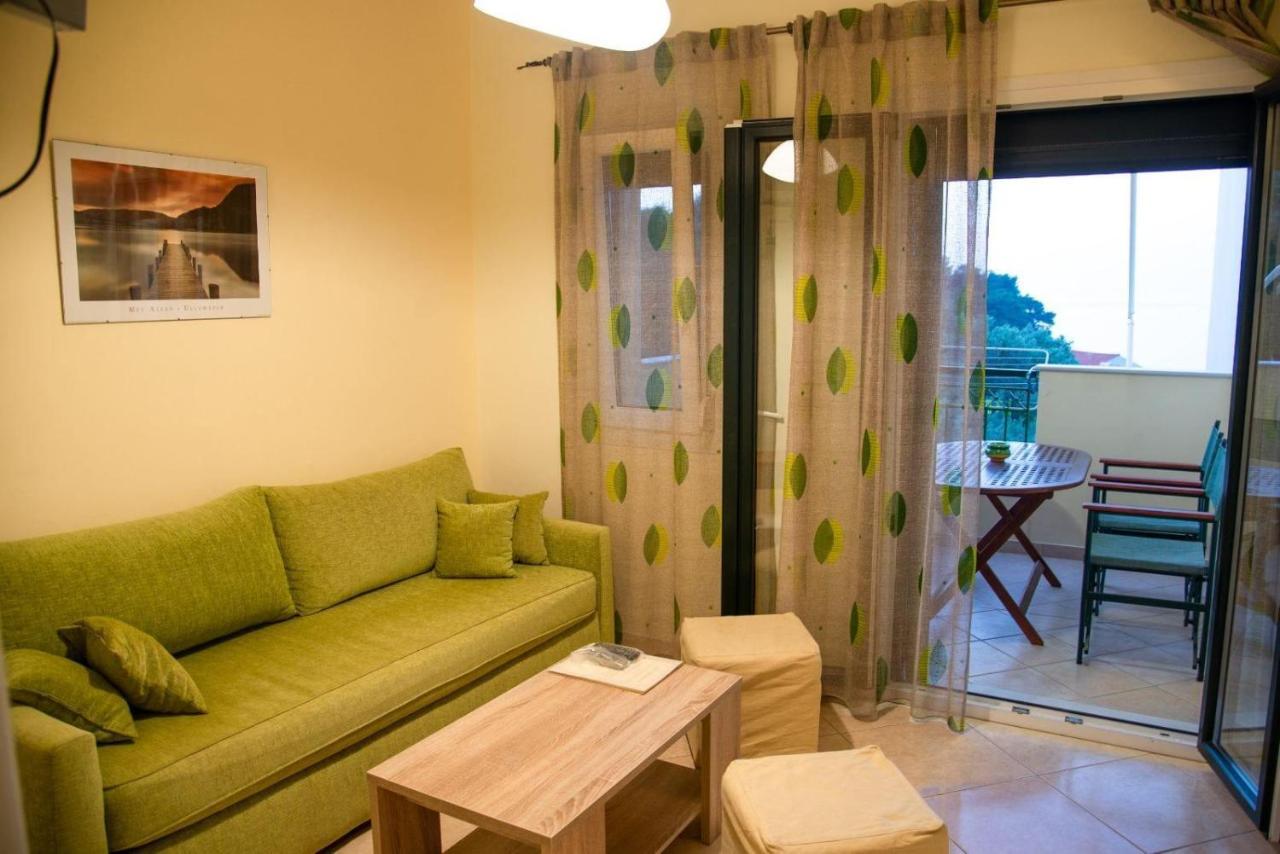 Marina Apartments Kokkari Bagian luar foto