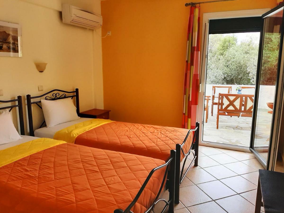 Marina Apartments Kokkari Bagian luar foto